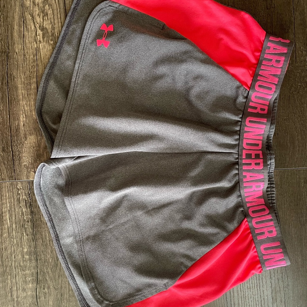 Womens Under armor Running Short Size Small